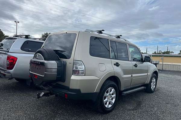 2007 Mitsubishi Pajero GLX NS