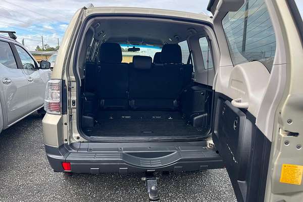 2007 Mitsubishi Pajero GLX NS