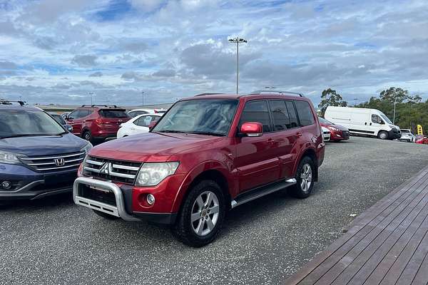 2006 Mitsubishi Pajero VR-X NS