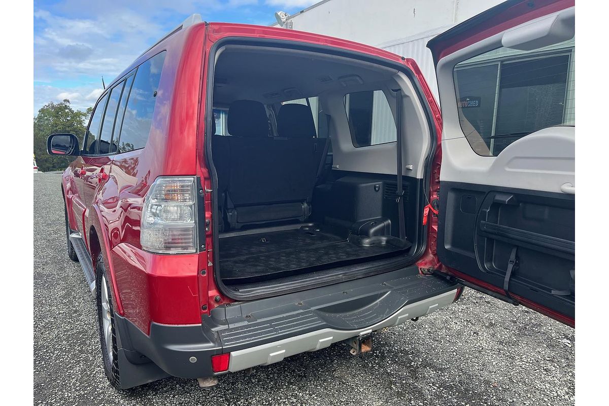 2006 Mitsubishi Pajero VR-X NS