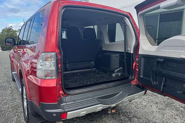 2006 Mitsubishi Pajero VR-X NS