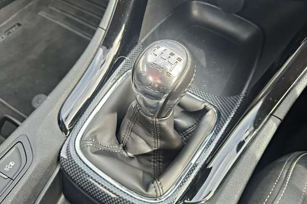 2016 Holden Ute SV6 Black VF Series II Rear Wheel Drive