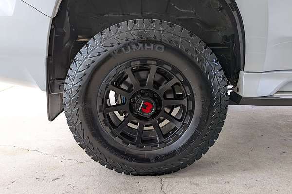 2022 Mitsubishi Pajero Sport GLS QF