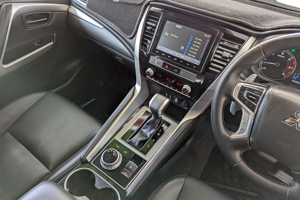 2022 Mitsubishi Pajero Sport GLS QF