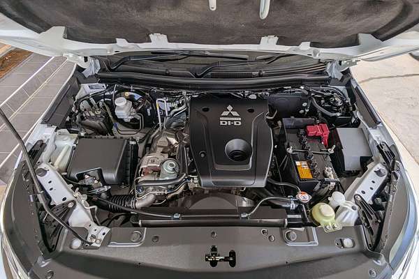 2022 Mitsubishi Pajero Sport GLS QF