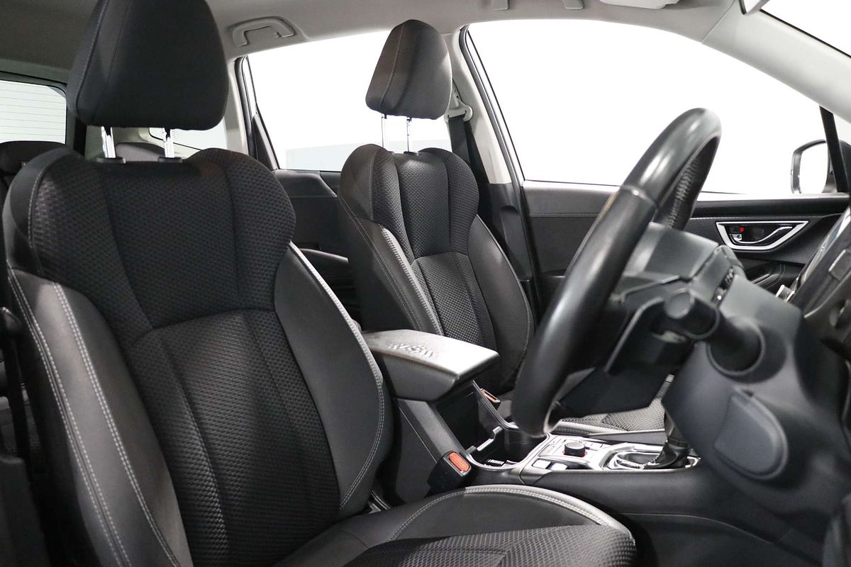 2021 Subaru Forester 2.5i Premium S5