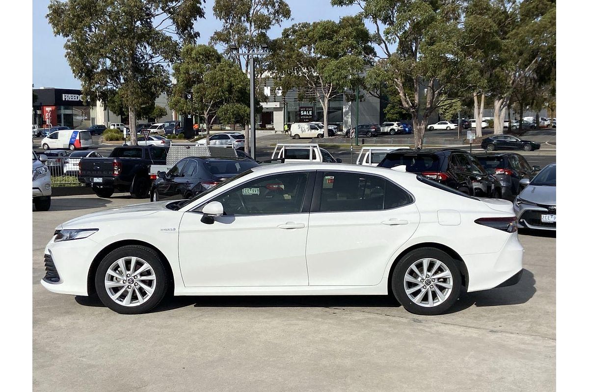 2021 Toyota Camry Ascent AXVH70R