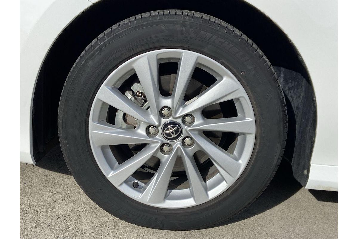 2021 Toyota Camry Ascent AXVH70R