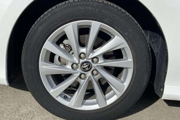2021 Toyota Camry Ascent AXVH70R
