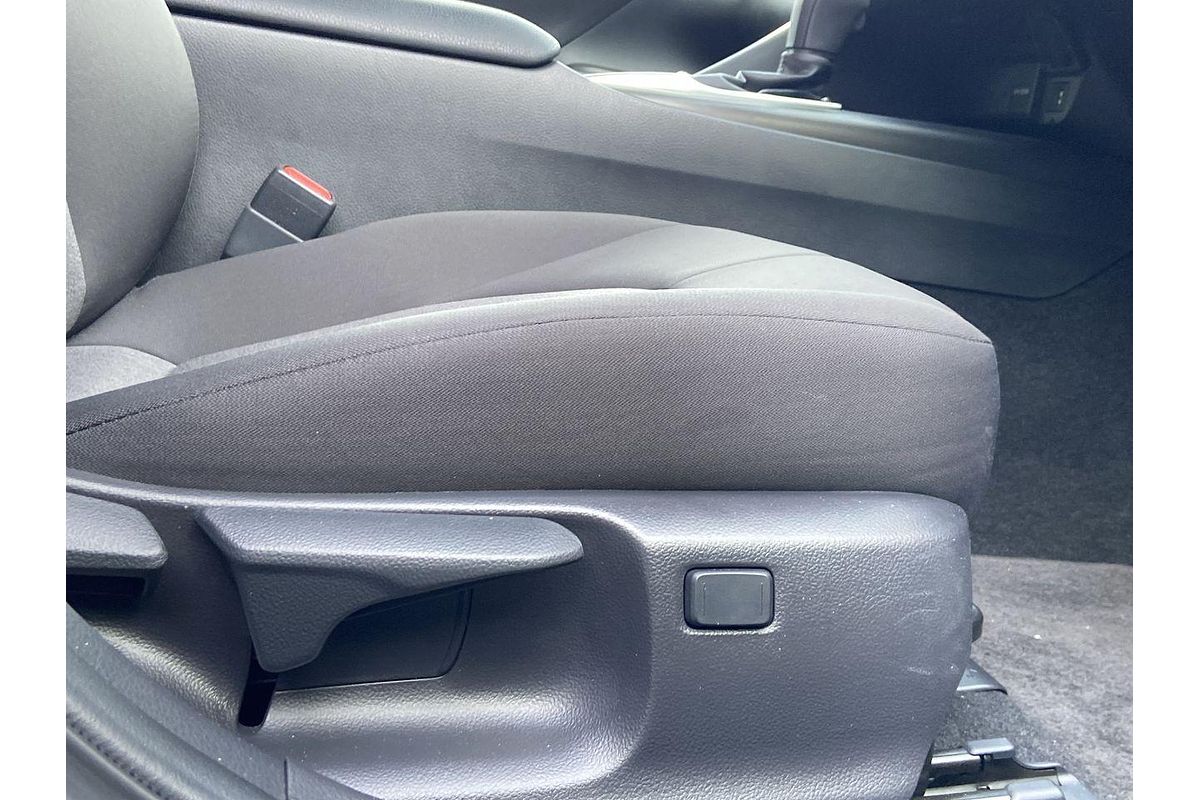 2021 Toyota Camry Ascent AXVH70R