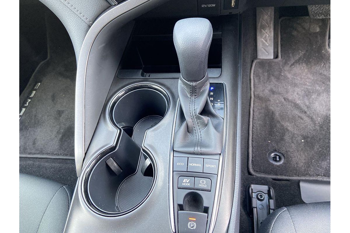 2021 Toyota Camry Ascent AXVH70R