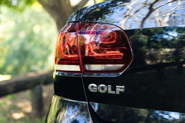2014 Volkswagen Golf 118TSI VI