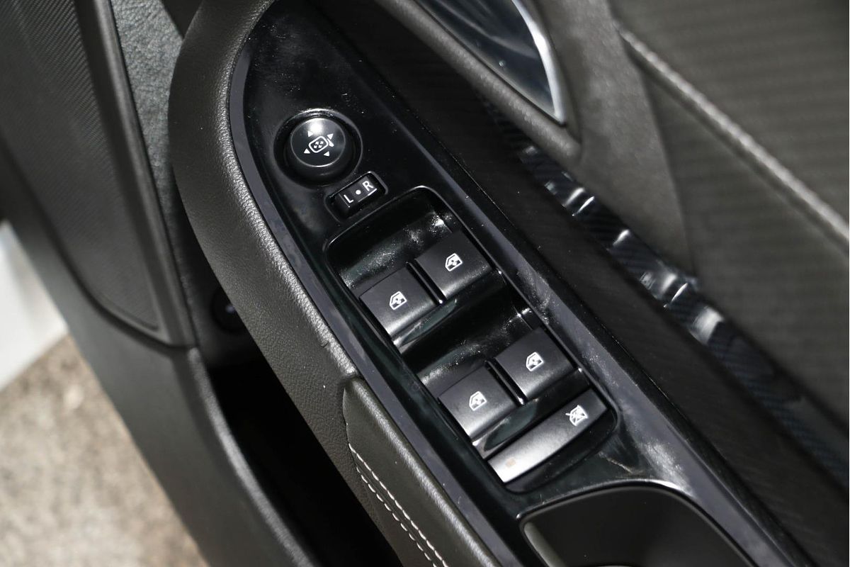 2014 Holden Commodore SV6 VF