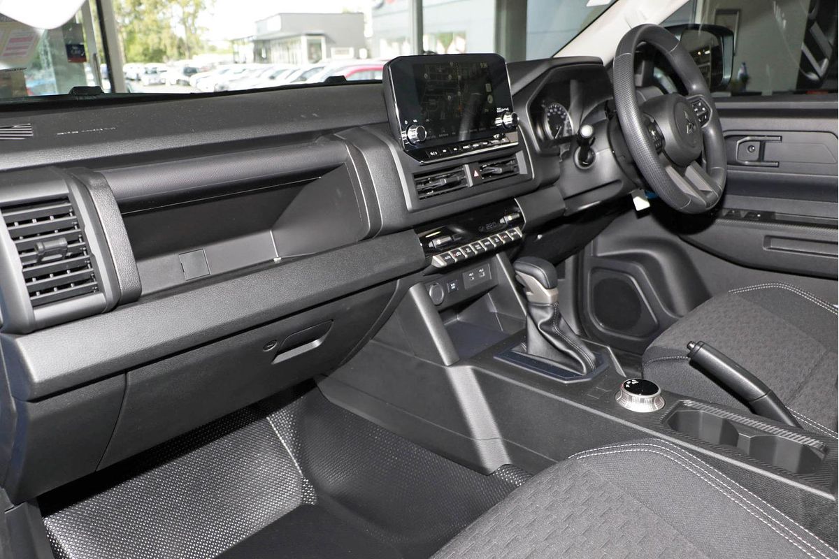 2025 Mitsubishi Triton GLX+ MV 4X4