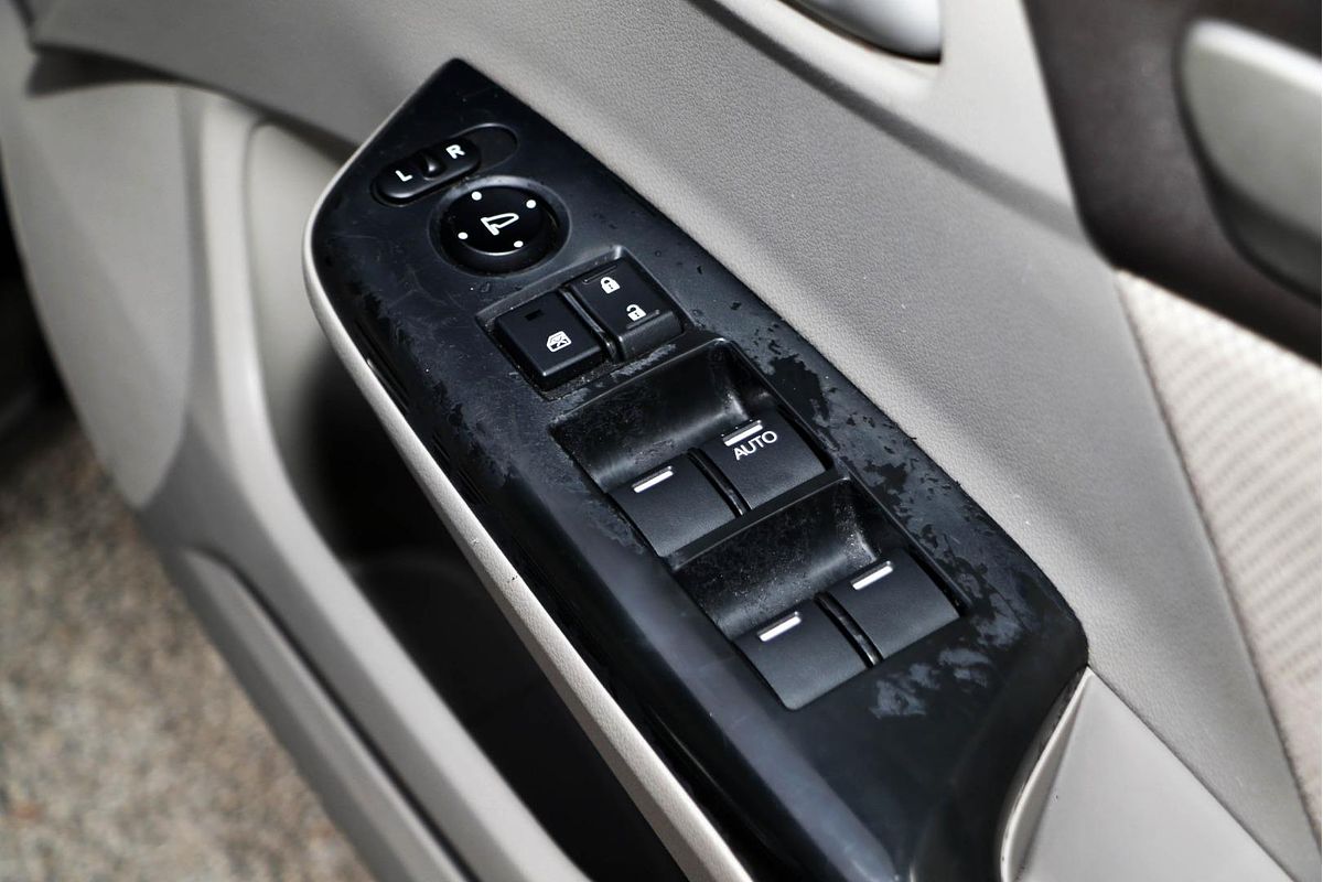 2012 Honda Civic VTi-L 9th Gen