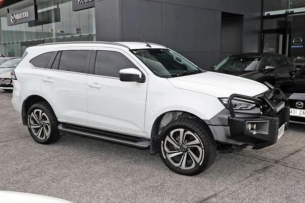 2021 Isuzu MU-X LS-T
