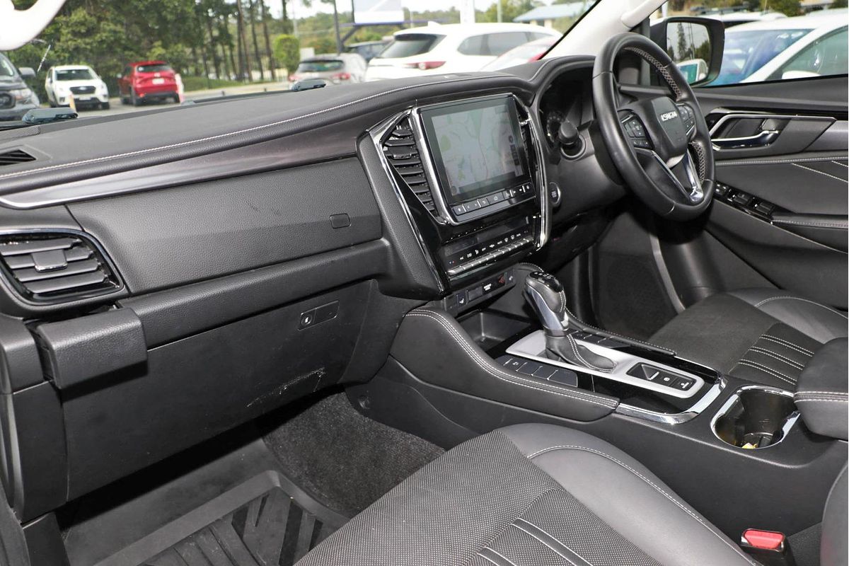 2021 Isuzu MU-X LS-T