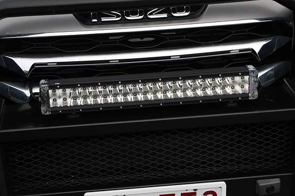 2021 Isuzu MU-X LS-T