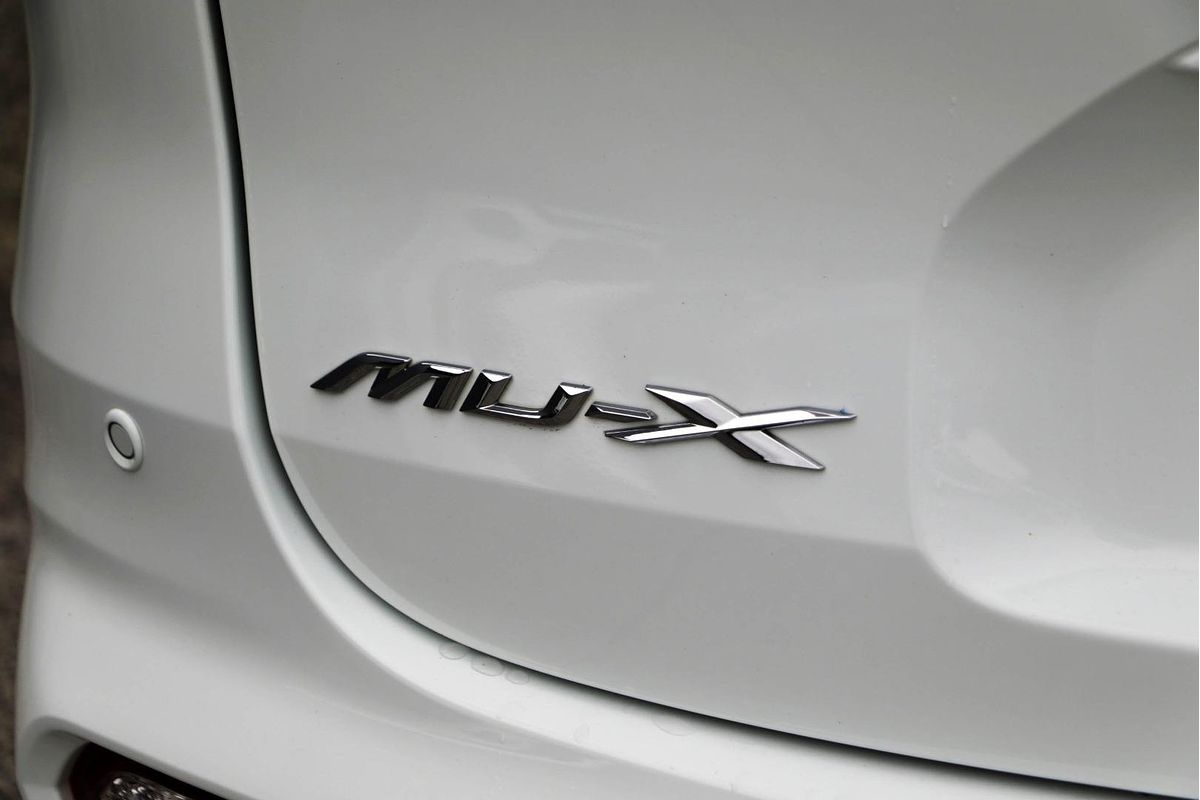 2021 Isuzu MU-X LS-T
