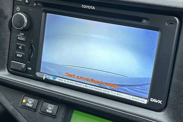 2014 Toyota Prius C i-Tech NHP10R