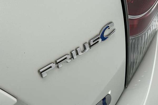 2014 Toyota Prius C i-Tech NHP10R