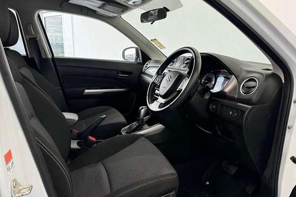 2023 Suzuki Vitara LY Series II