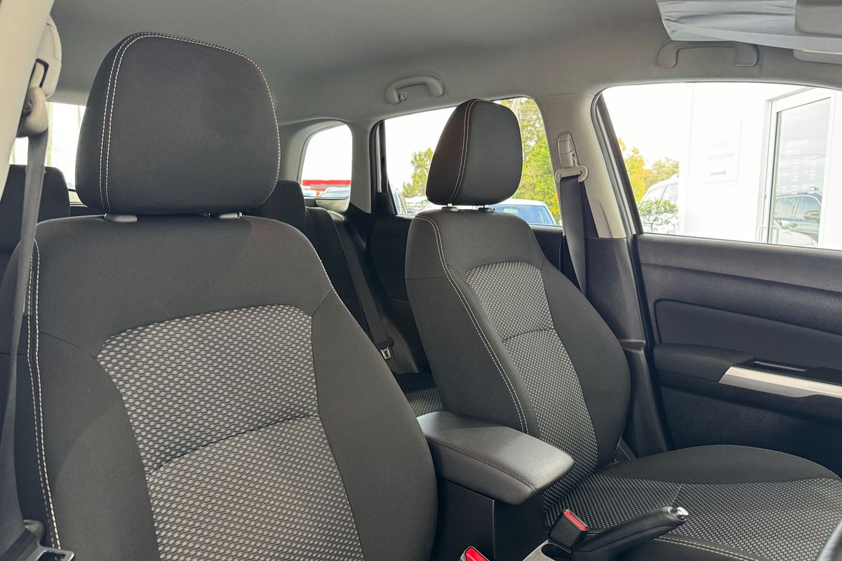 2023 Suzuki Vitara LY Series II