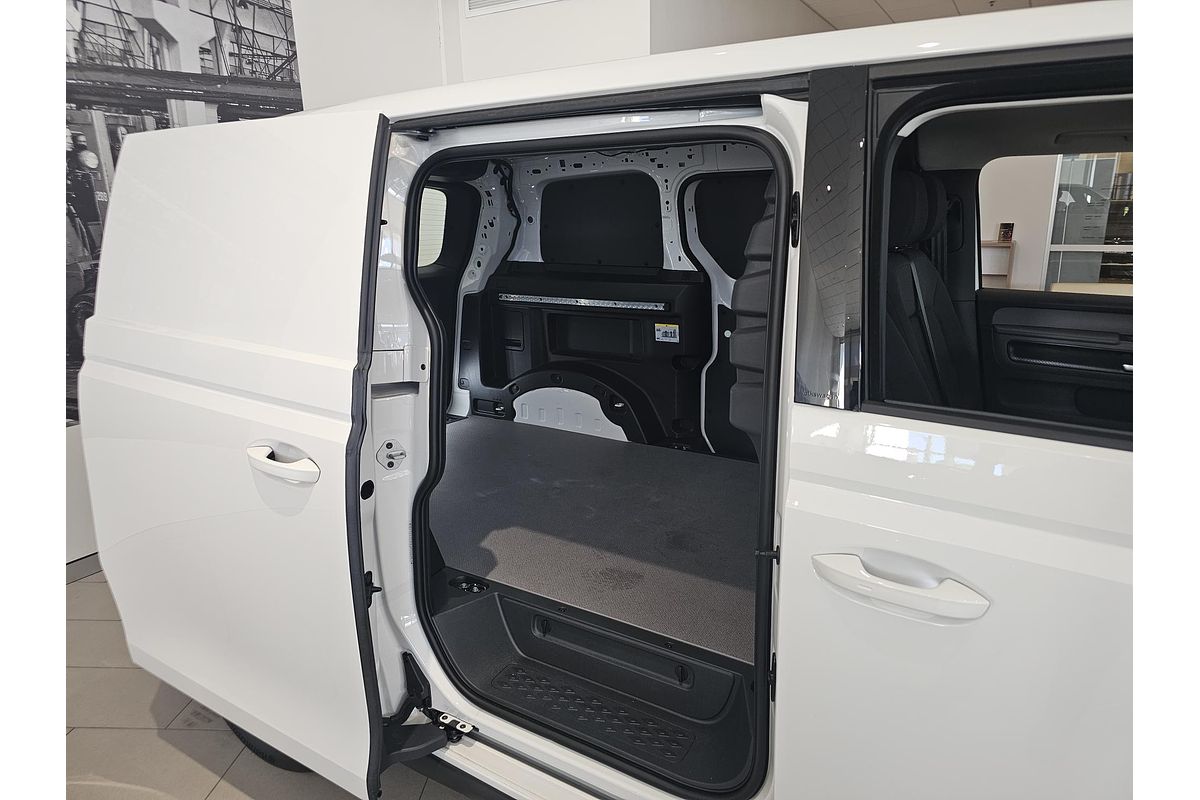 2025 Volkswagen ID. Buzz Cargo BEV550 EBN SWB