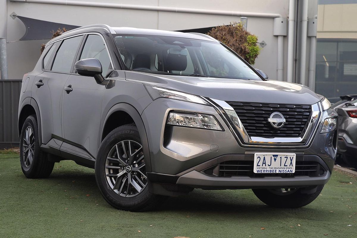 2024 Nissan X-TRAIL ST T33