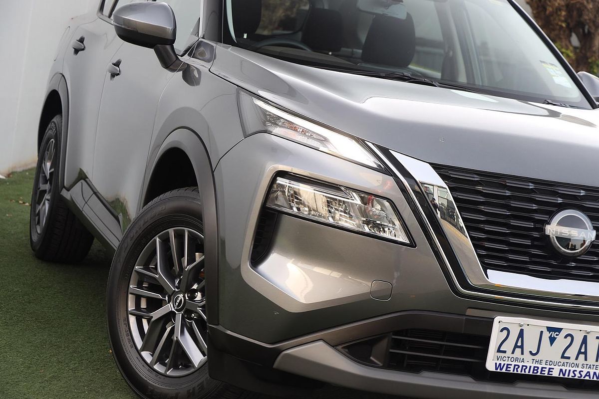 2024 Nissan X-TRAIL ST T33