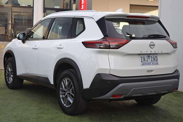 2024 Nissan X-TRAIL ST T33