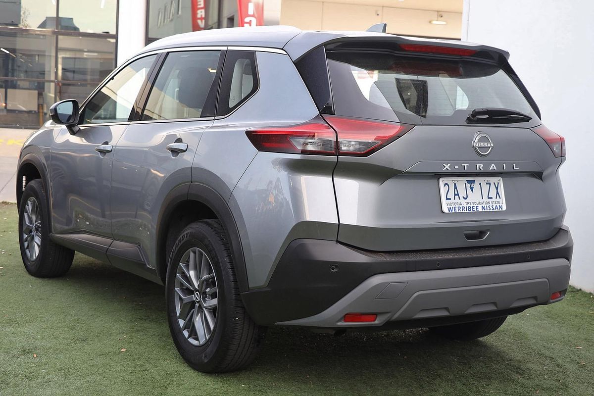 2024 Nissan X-TRAIL ST T33