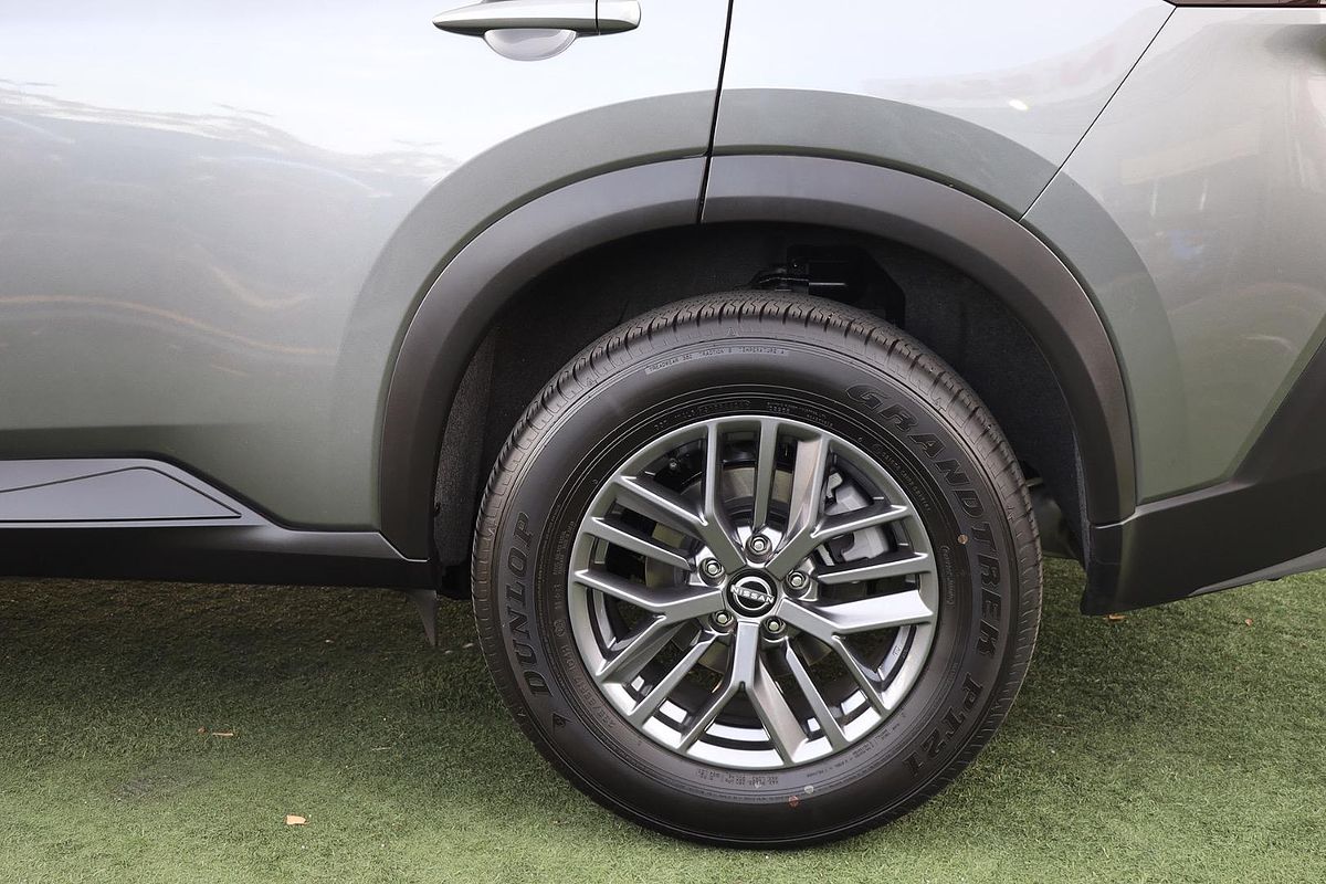 2024 Nissan X-TRAIL ST T33
