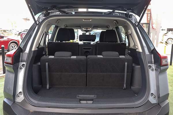 2024 Nissan X-TRAIL ST T33