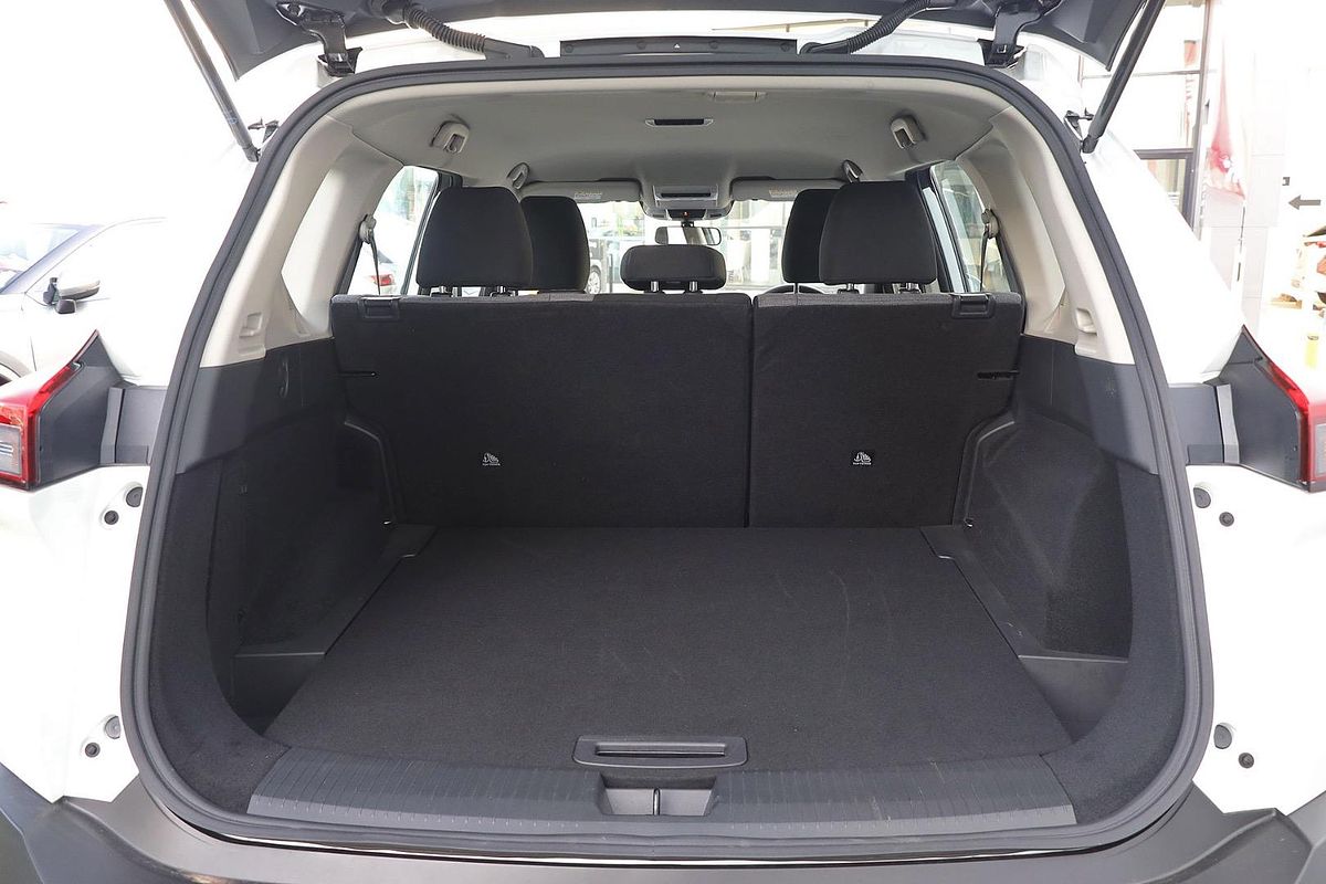2024 Nissan X-TRAIL ST T33