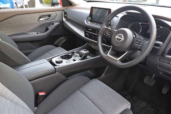 2024 Nissan X-TRAIL ST T33