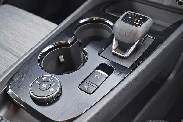 2024 Nissan X-TRAIL ST T33