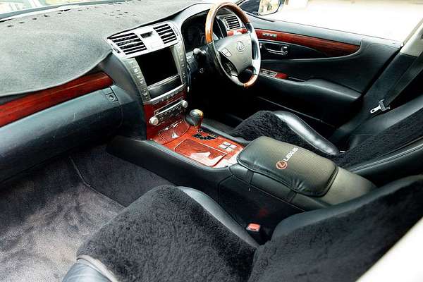 2011 Lexus LS LS460 USF40R