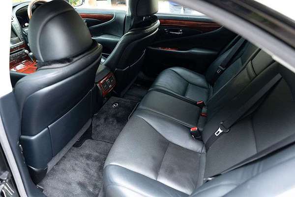 2011 Lexus LS LS460 USF40R