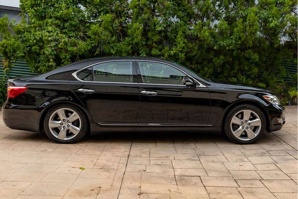 2011 Lexus LS LS460 USF40R