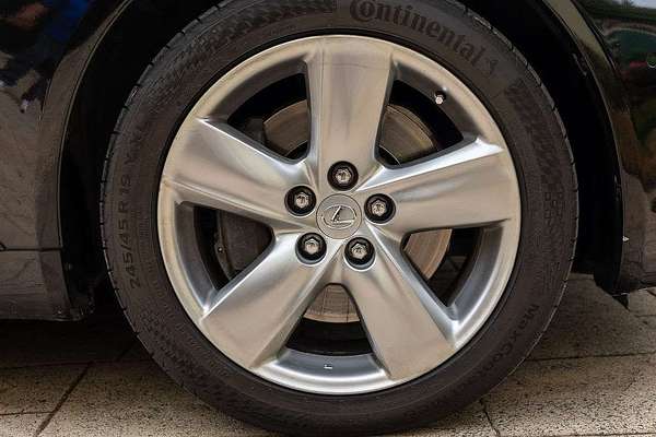 2011 Lexus LS LS460 USF40R
