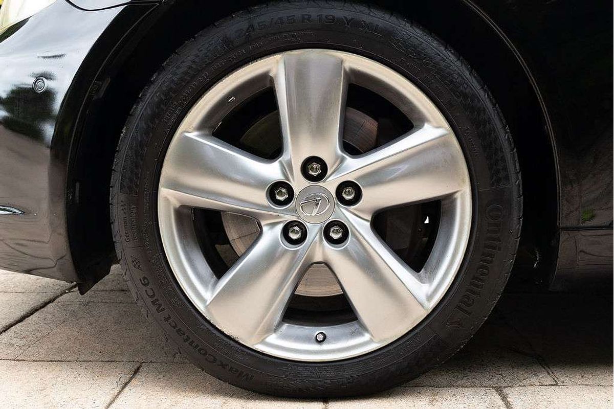 2011 Lexus LS LS460 USF40R