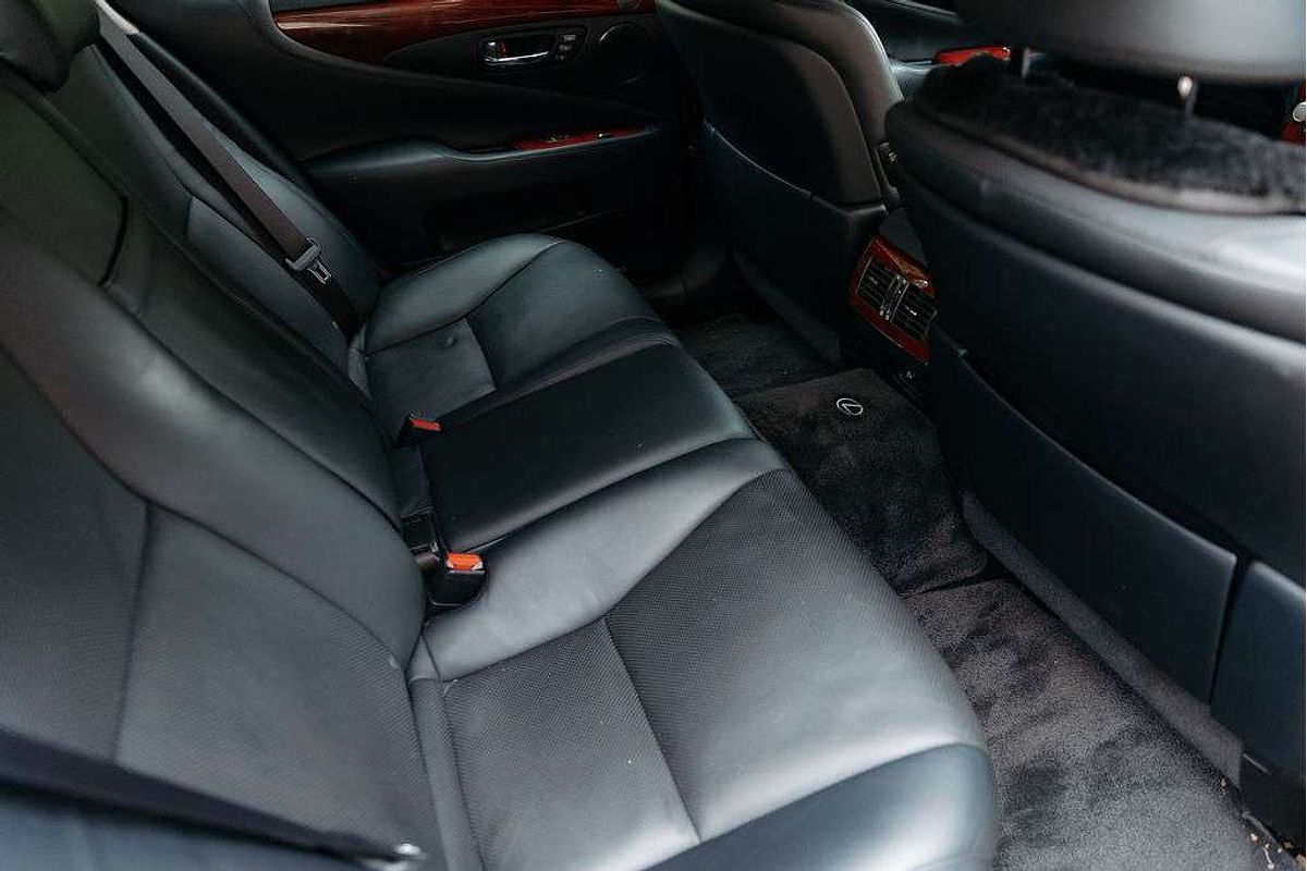 2011 Lexus LS LS460 USF40R