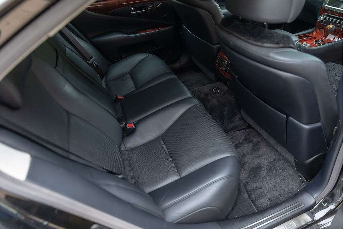 2011 Lexus LS LS460 USF40R