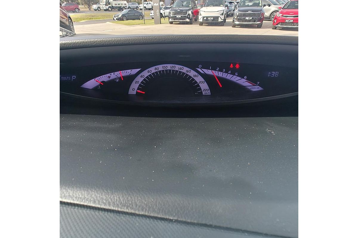 2015 Toyota Tarago GLX ACR50R