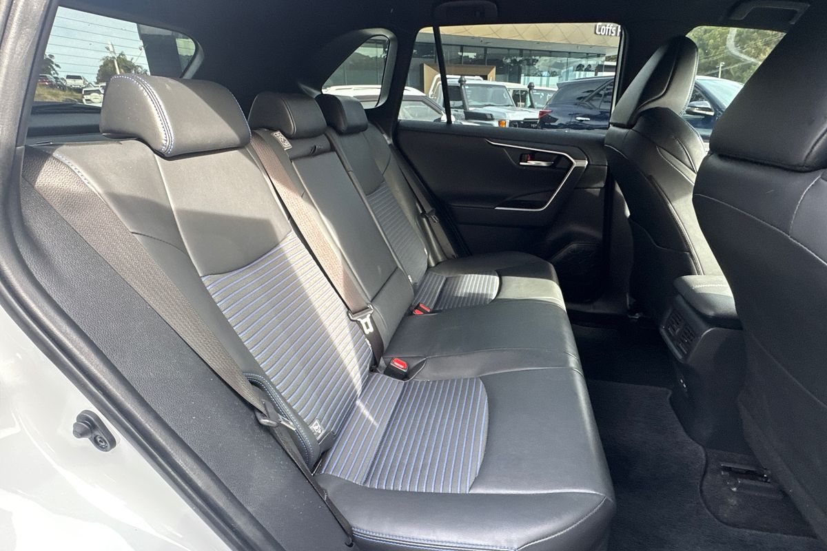 2023 Toyota RAV4 XSE AXAH54R