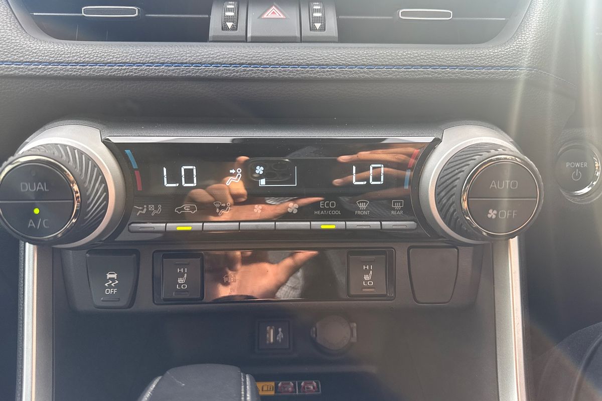 2023 Toyota RAV4 XSE AXAH54R
