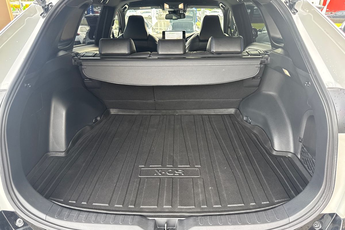 2023 Toyota RAV4 XSE AXAH54R