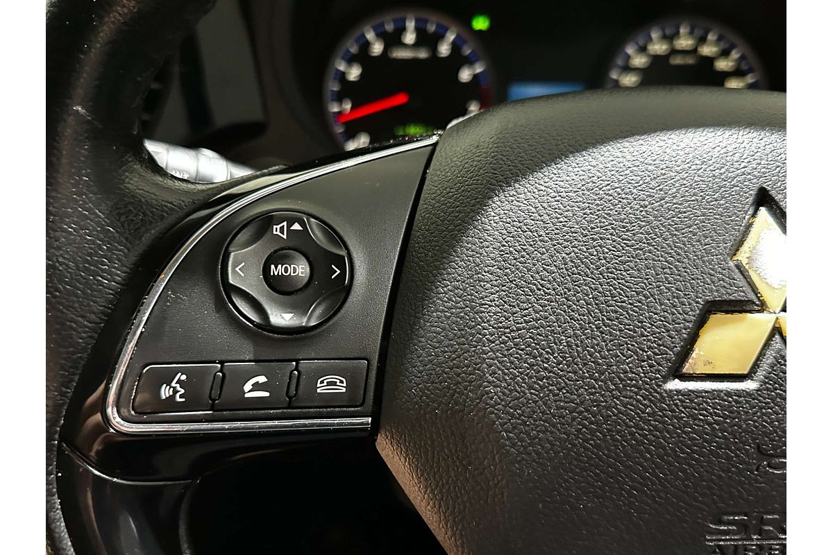 2016 Mitsubishi Outlander LS ZK