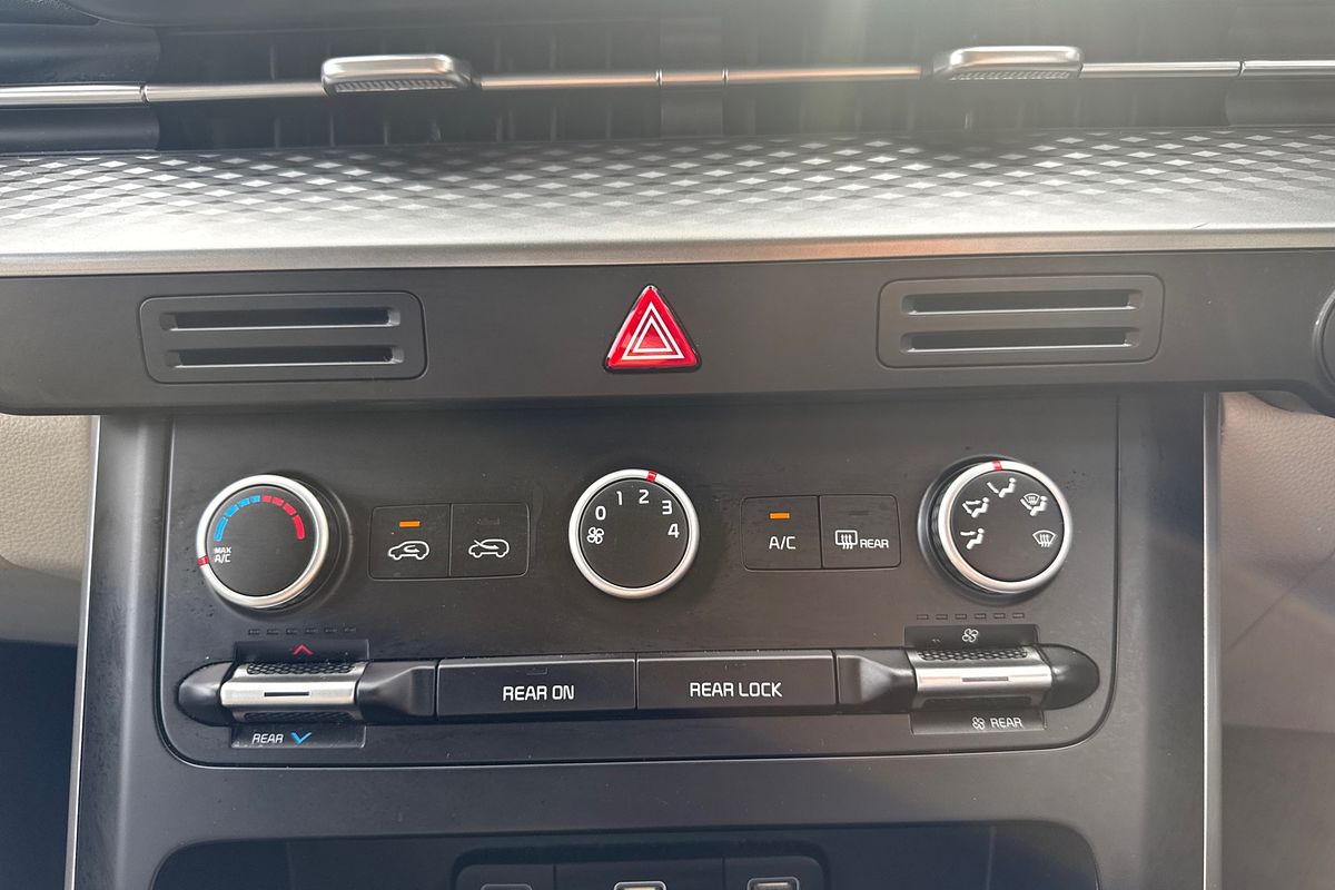 2022 Kia Carnival S KA4